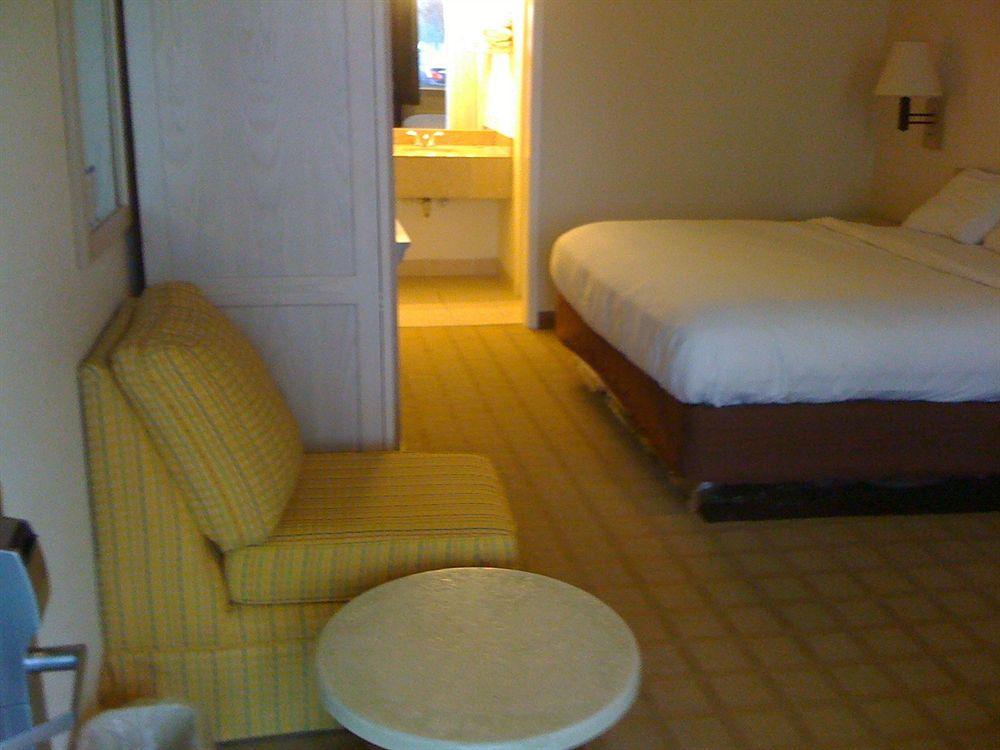Americas Best Value Inn Hobby Airport Хюстън Екстериор снимка